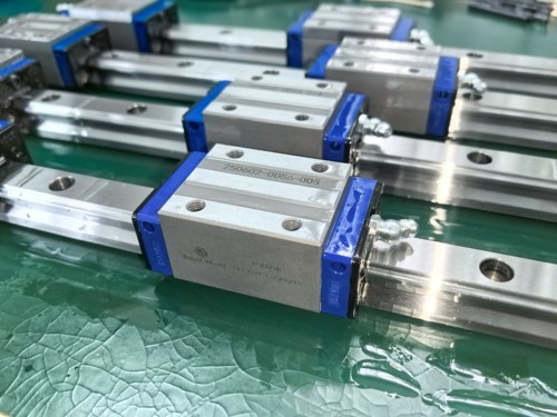 罗思特ROUST WORLD导轨直线导轨副全新可按需求切割调整预压