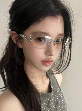 Y2K千禧年金属银色无框太阳眼镜