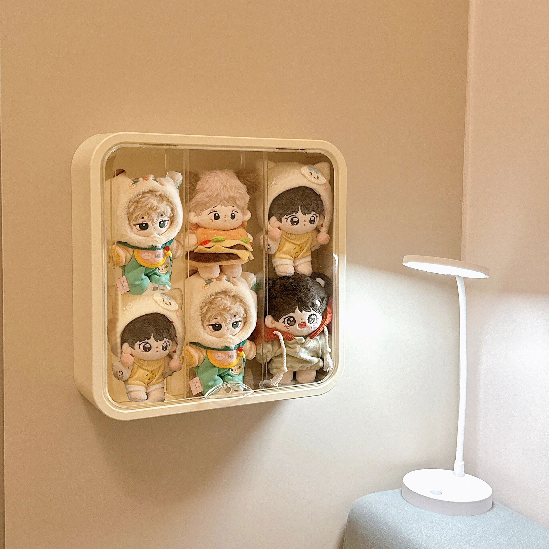 10cm棉花娃娃收纳展示柜墙上透明壁挂式免打孔毛绒公仔防尘手办架