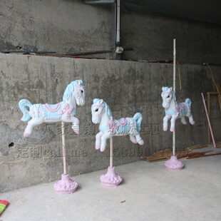 玻璃钢宝宝儿童旋转木马雕塑婚庆摄影道具家用网红店商场橱窗美陈