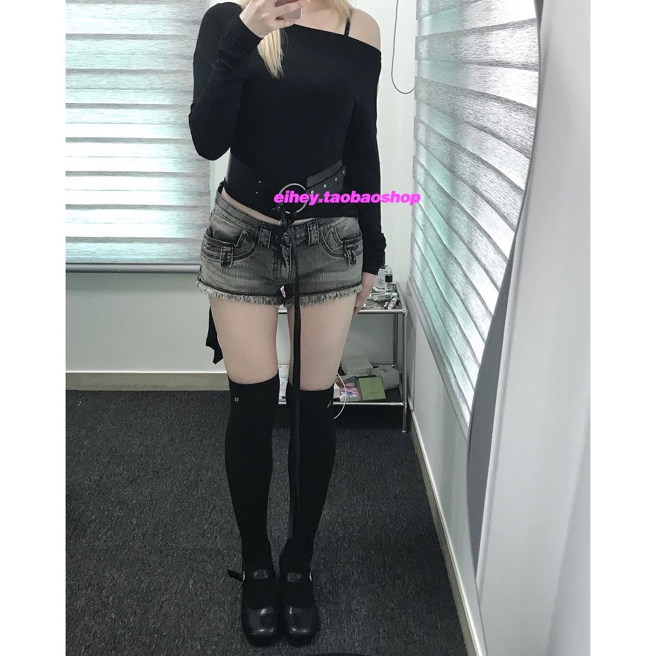 eihey诶嘿26夏新款复古做旧水洗设计感毛边牛仔短裤紧身辣妹热裤