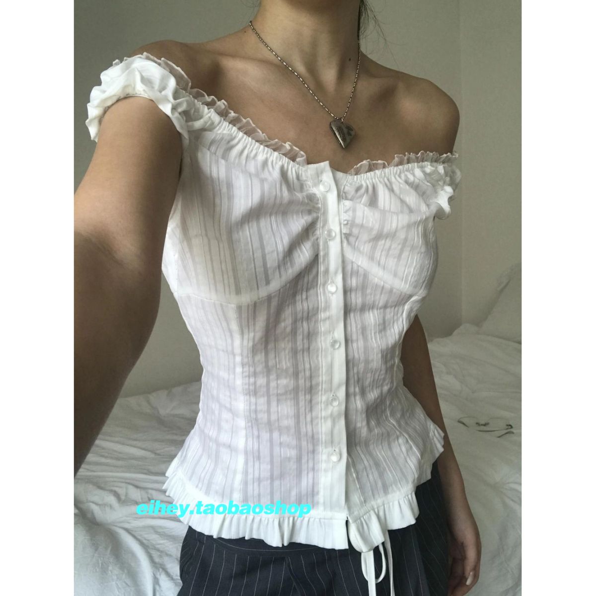 eihey诶嘿系扣无袖荷叶边背心