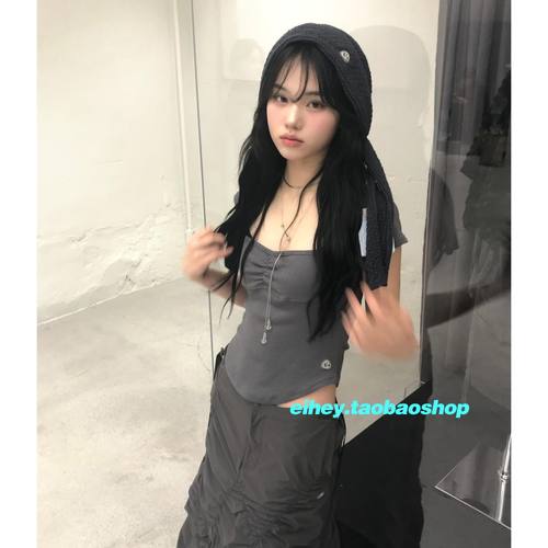 eihey诶嘿胸衣裁剪纯色上衣女