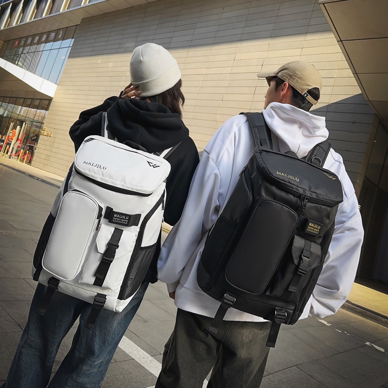 新款运动包羽毛球包男大容量多用途双肩包防泼水户外旅行登山包