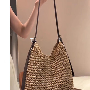 2025新款 拉菲草手工编织包包女式 夏超火百搭度假水桶包单肩腋下包