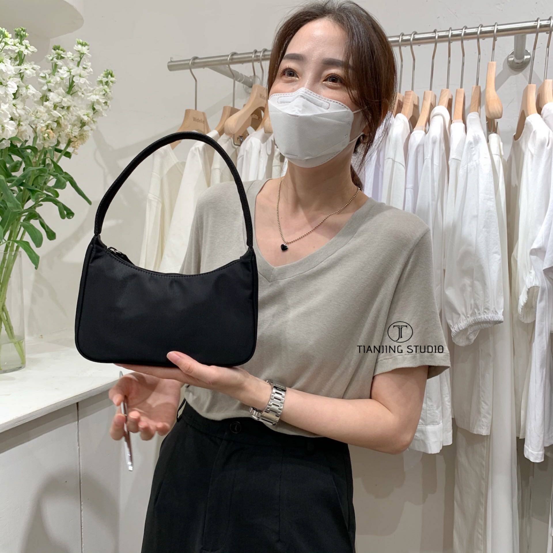 复古法棍包包女包新款黑色百搭图片