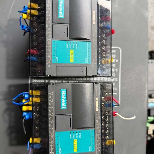 C16S2T 两个   E16S0T 两个 海为pLC 外观