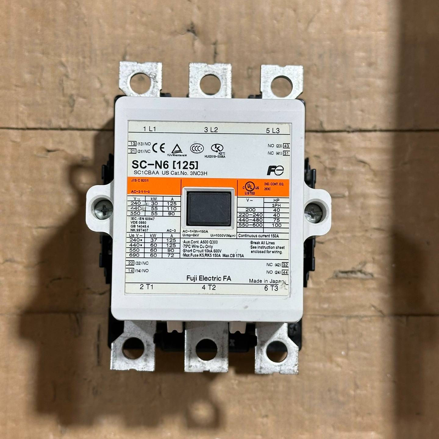 [议价]富士SC-N6交流接触器 线圈电压220v 正品