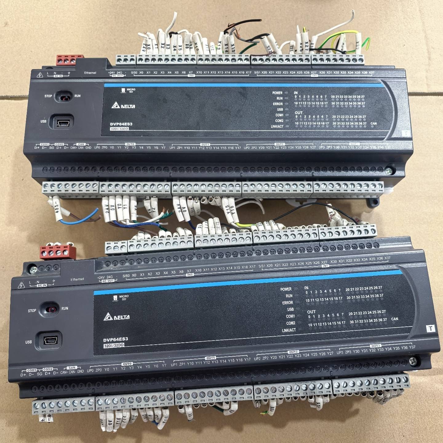 台达PLC 型号DVP64ES300T 带以太网口