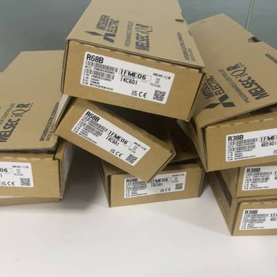 三菱PLC MELSEC iQ-R系列，型号R38B和R68