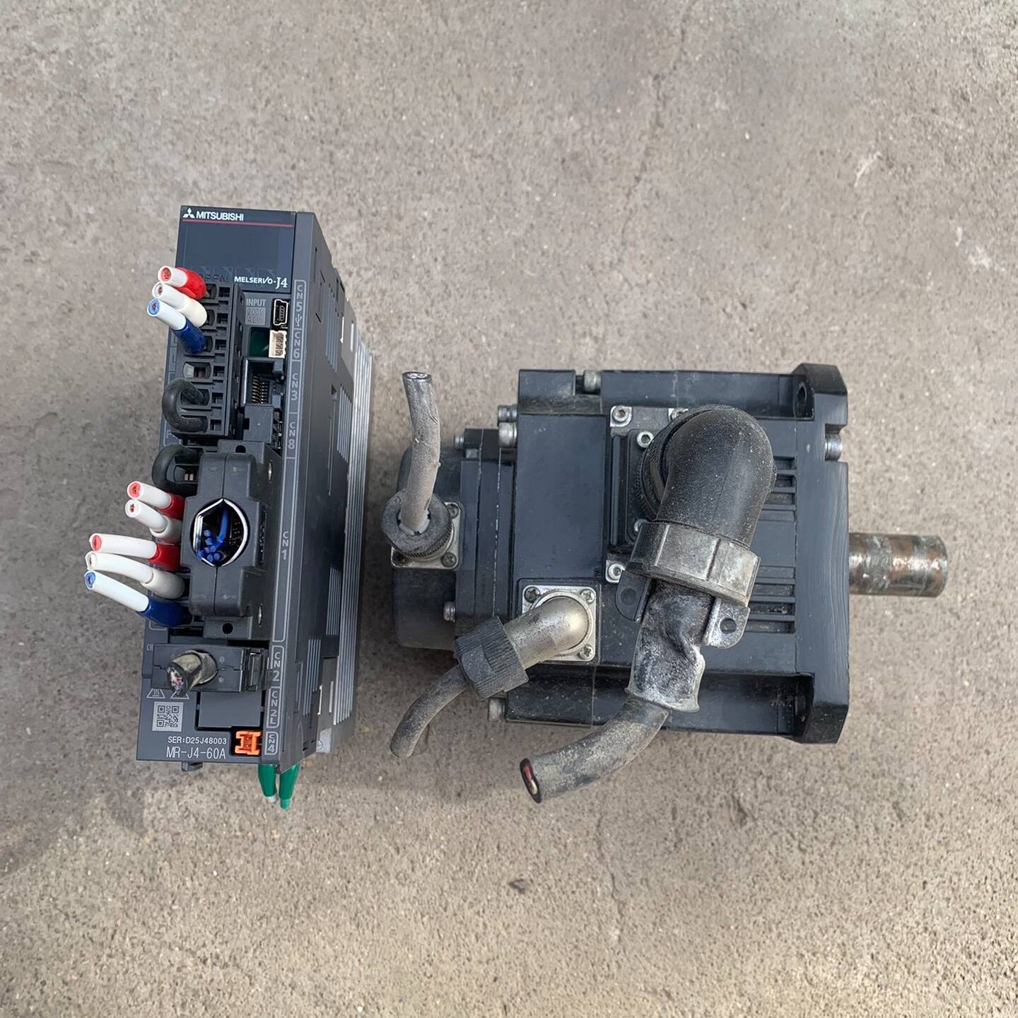 [议价]三菱 HG-SR52b MR-J4-60A 功能正常