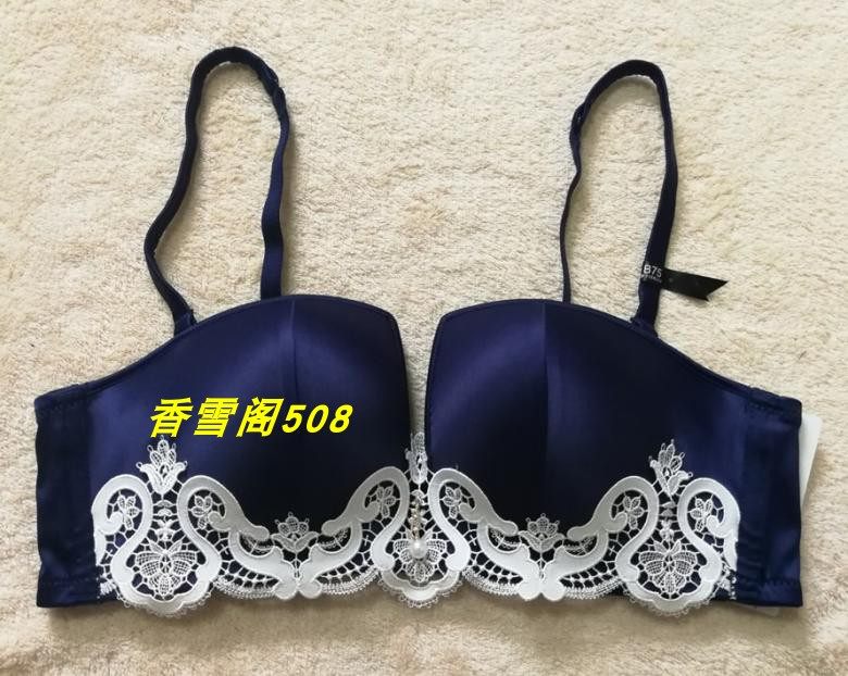 专柜正品伊丝艾拉AB中厚杯无钢圈聚拢上托四角杯文胸18808