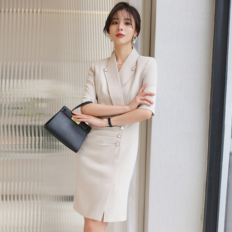 法式连衣裙女2026春季新款设计感小众ol气质时尚西装领工作服工装