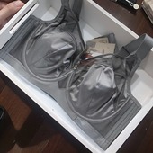 缎面无痕内衣女大胸显小收副乳防下垂薄款 软钢圈文胸爆款