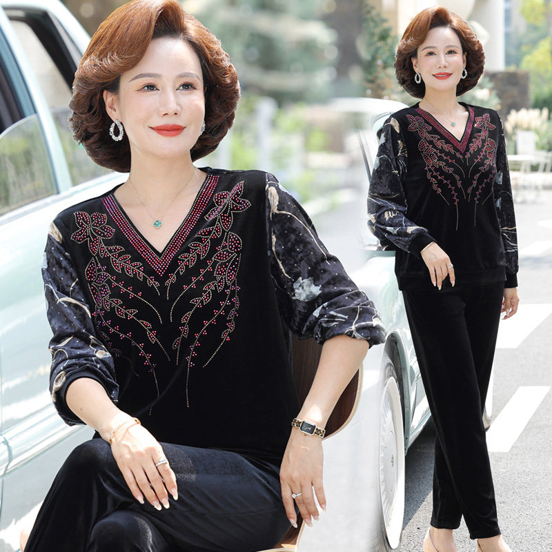 中老年女装金丝绒长袖套装新款胖妈妈春秋装大码宽松运动服两件套