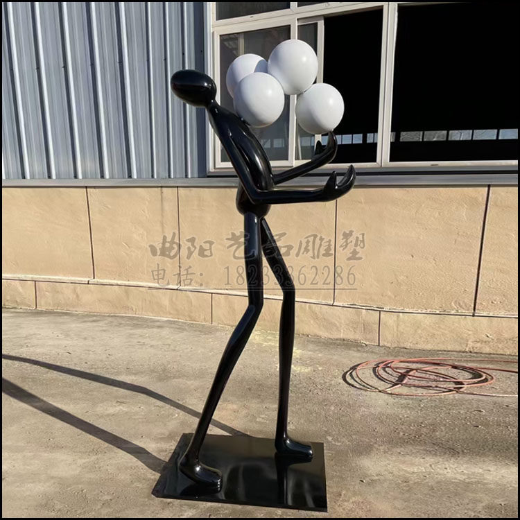 玻璃钢橱窗抽象人物雕塑抱球创意人物雕塑售楼处会所迎宾人物雕塑