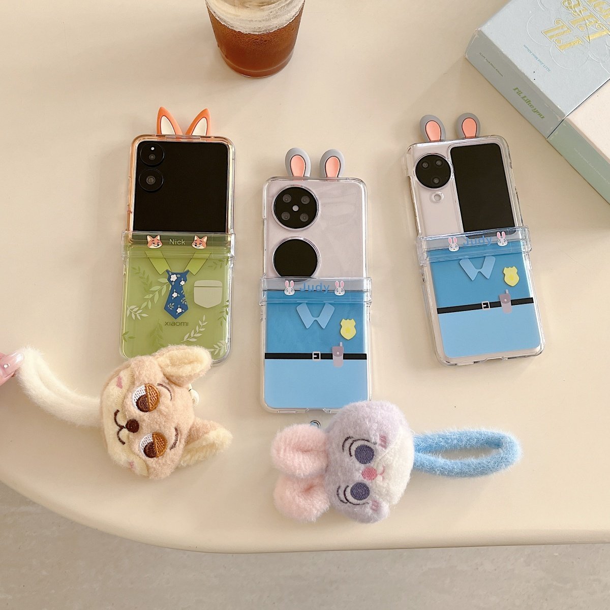 可爱立体耳朵折叠屏防摔手机壳