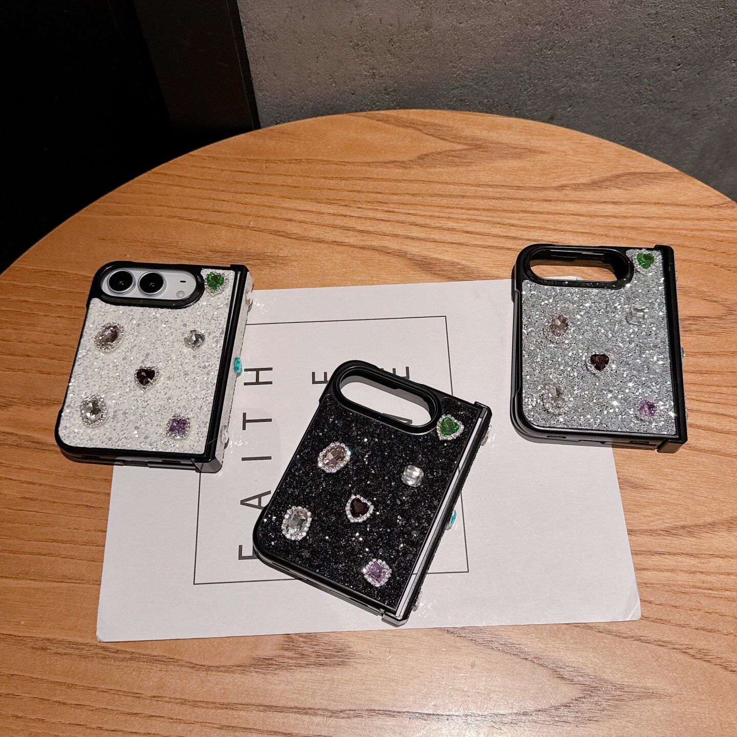 韩系辣妹闪粉贴钻iPhoneDuo壳