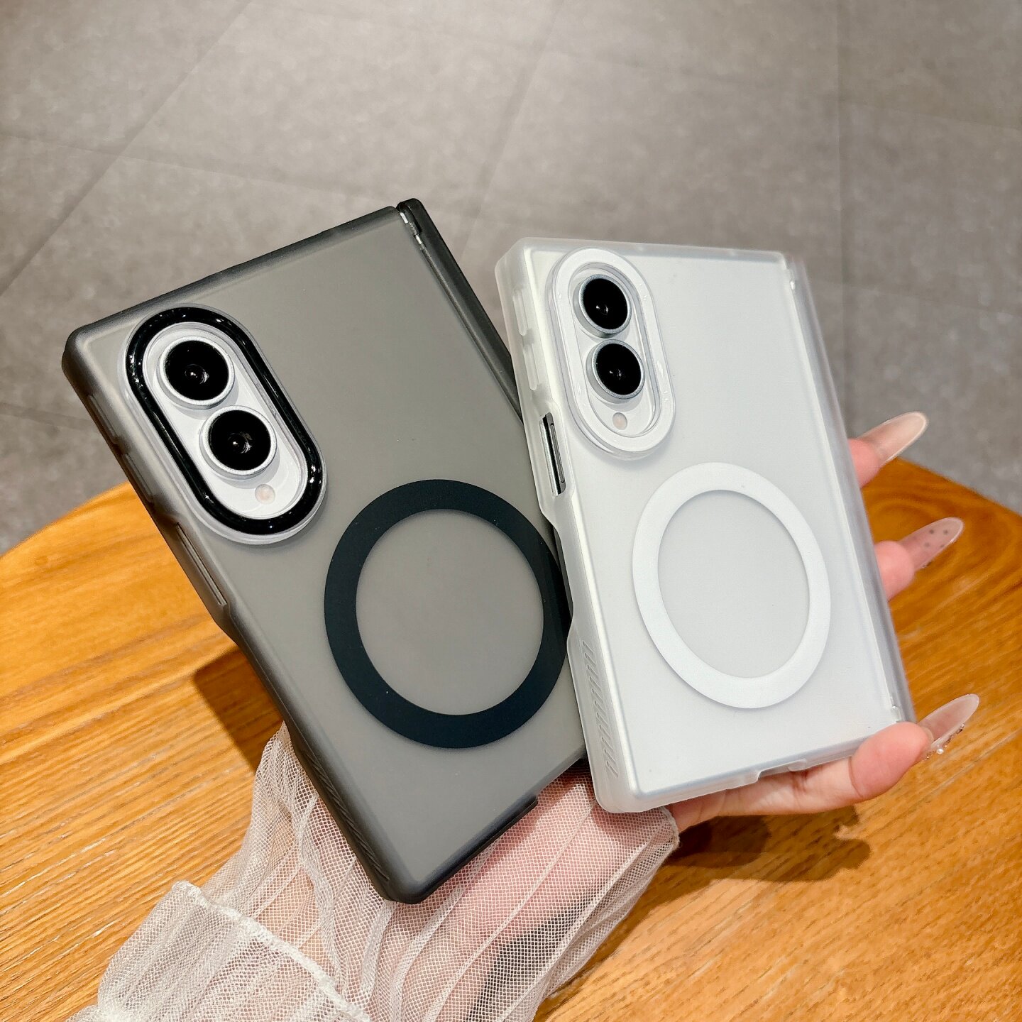 磁吸滴胶翻盖防摔三星ZFold8壳