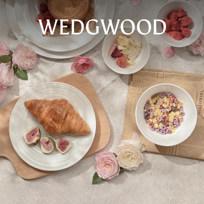 WEDGWOOD威基伍德意大利浮雕餐具碗盘礼盒骨瓷家用送礼餐具