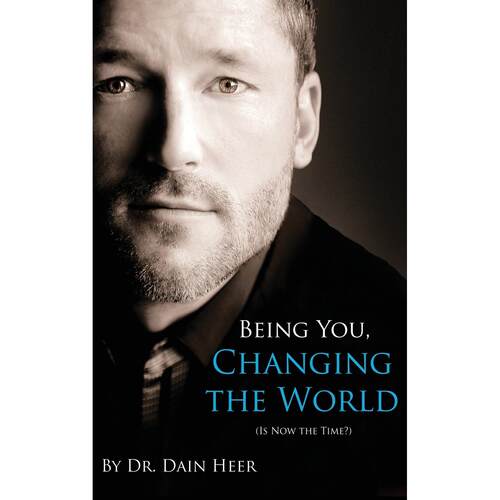 预售 按需印刷Being You  Changing the World