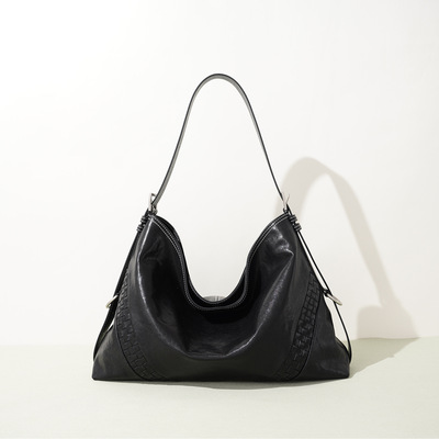 2026早春流浪包植绒皮质手提包大容量机车包通勤百搭斜挎包腋下包