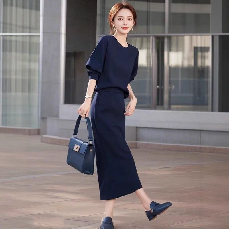 春装搭配一整套盐系炸街时尚高级感气质女神范高端蓝色职业套装女