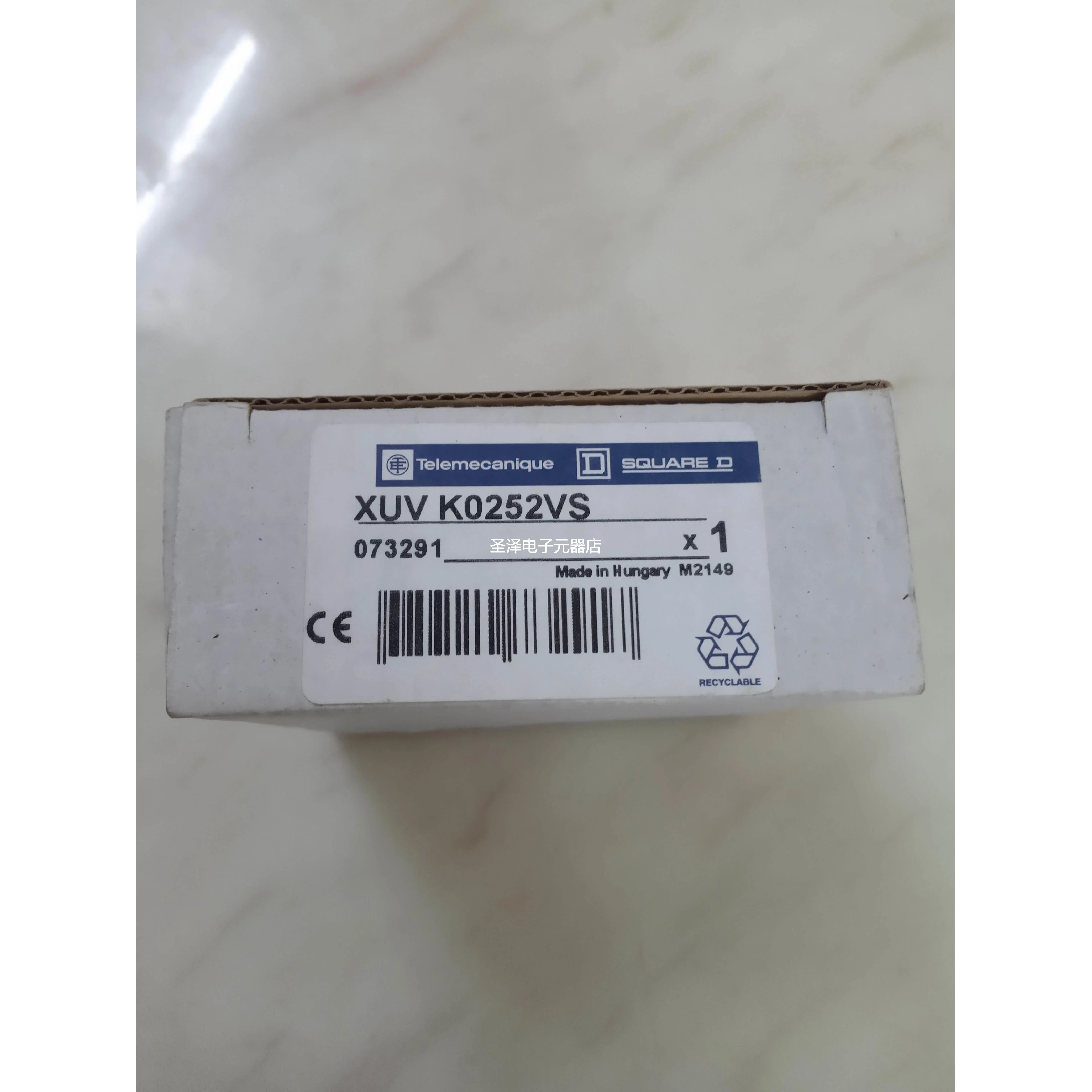 施耐德标签传感器XUVK0252VS叉形检测XUV-K0252议价