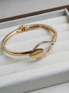 轻奢小众金色镶钻开口手镯女