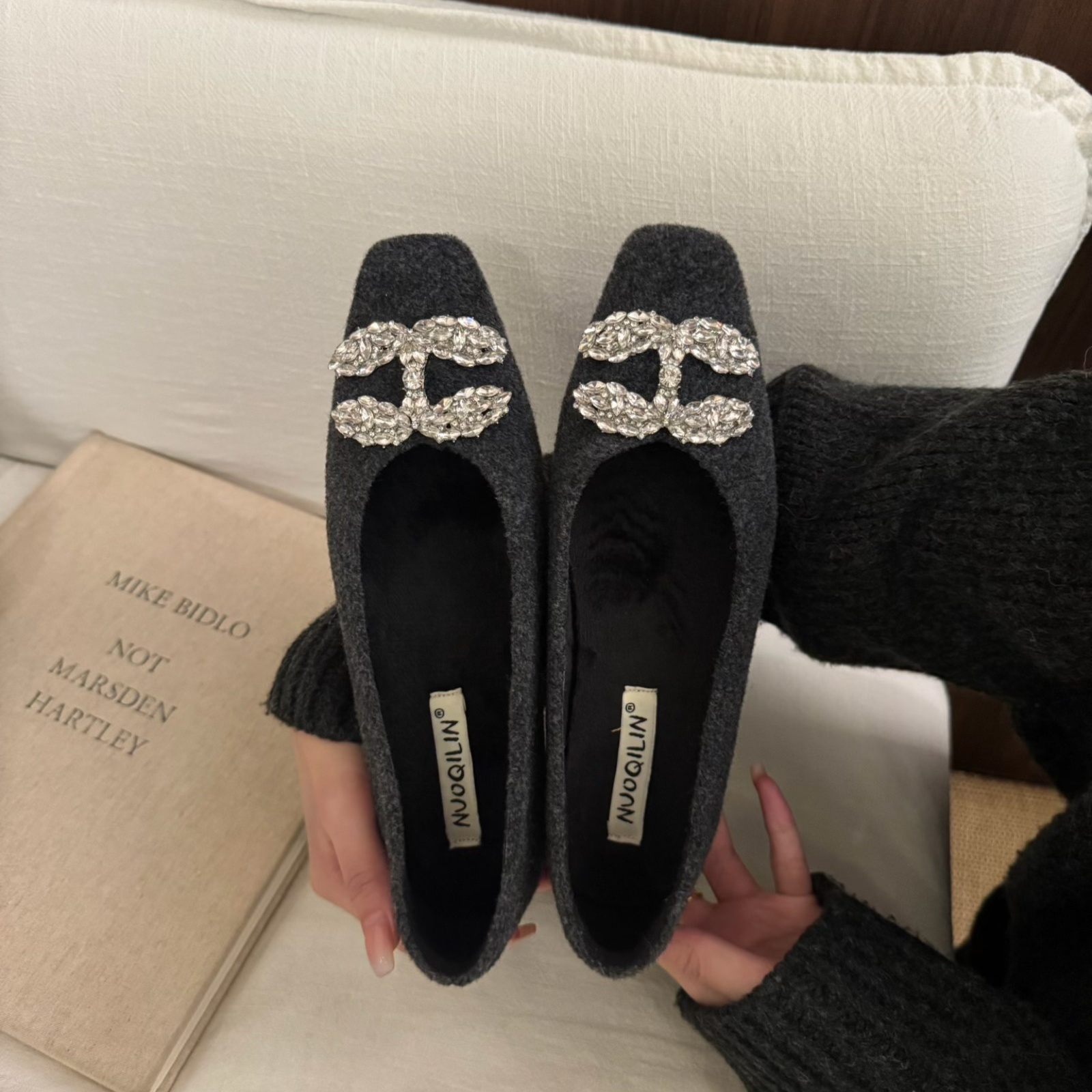 MUMU法式轻奢水钻扣方头浅口玛丽珍鞋女绒面气质软底单鞋