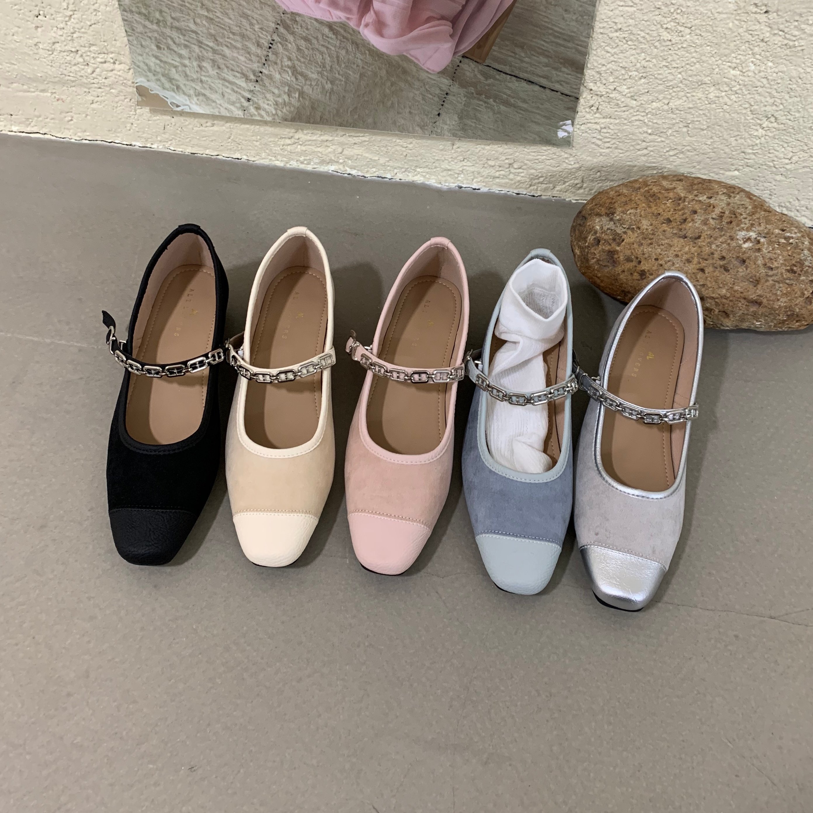 MUMU法式小香风方头浅口玛丽珍鞋女链条一字扣平底单鞋,女鞋,浅口单鞋,淘宝优惠券,粉丝福利购,淘宝优惠卷