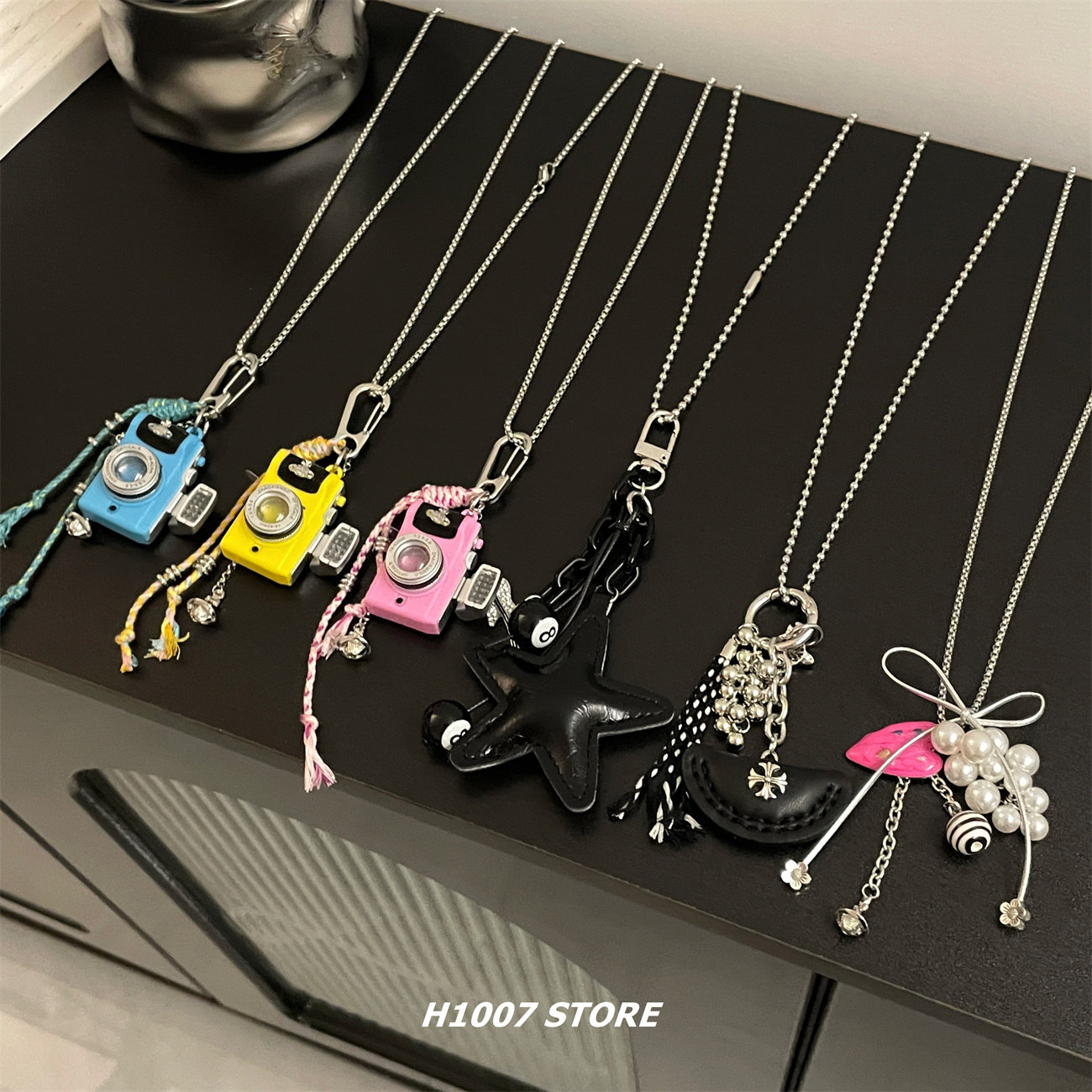 彩色相机爱心星星项链女长款个性小众设计感斜挎卫衣毛衣链男配饰