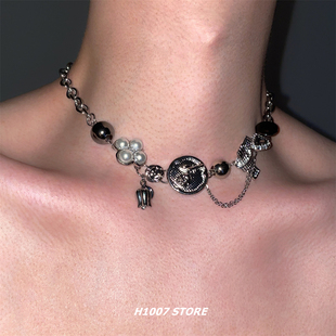 重工朋克玫瑰花朵珍珠项链女小众轻奢y2k辣妹亚文化男颈链锁骨链