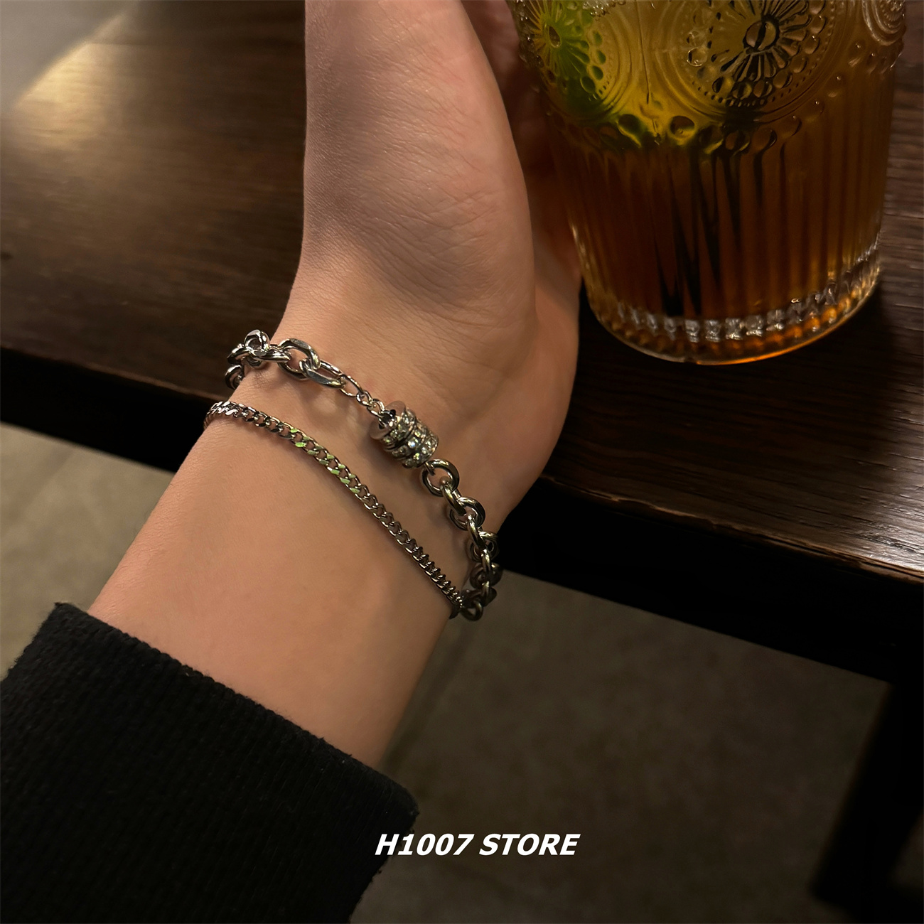 钛钢不掉色双层镶钻男款手链女小众设计感嘻哈风街头手腕饰品礼物