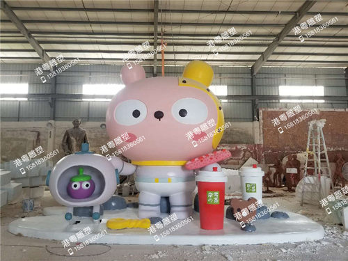 武汉凯德广场玻璃钢卡通公仔雕塑企业IP凯西兔主题展览商业软装