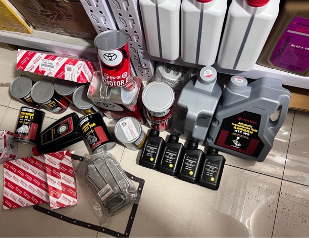 适用于丰田10-23款霸道普拉多4000大保养地盘油套餐三滤机油正品