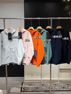 凯时尚连帽户外冲锋衣外套男女同款防风防泼水耐磨登山徒步夹克衫