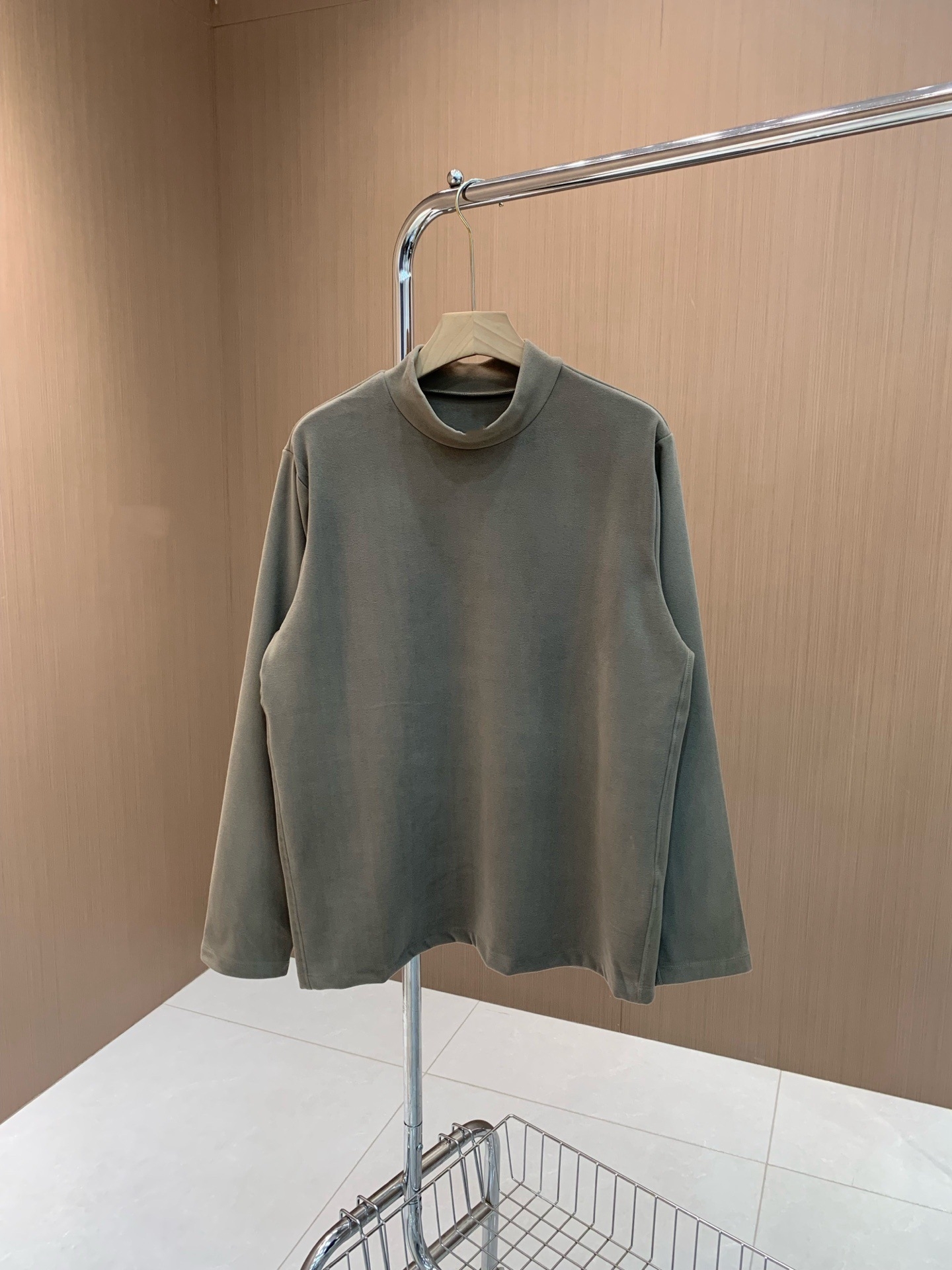 可时尚男士半高领T恤打底衫上衣拉绒胸口刺绣