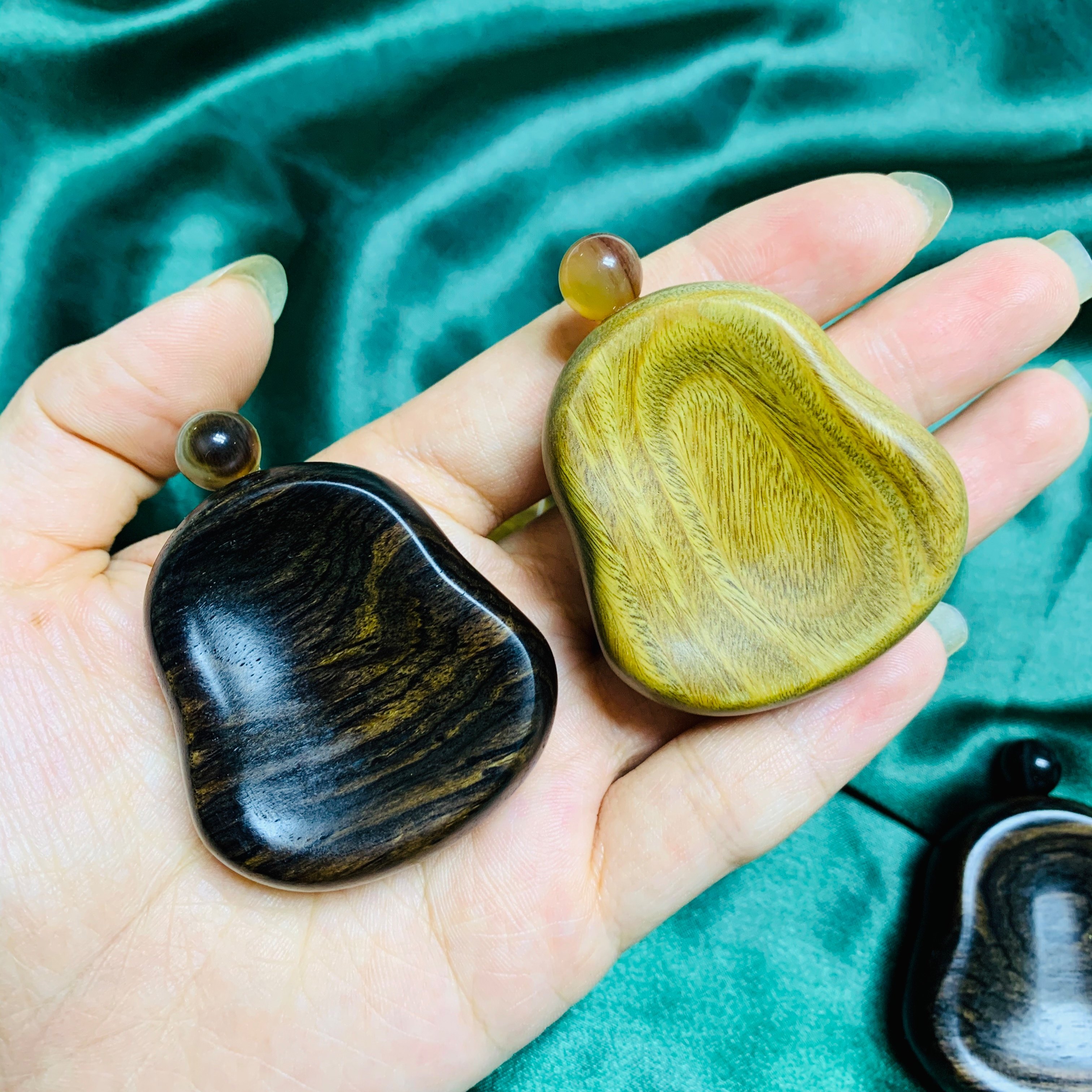 绿檀木面部按摩紫光檀好玩的扁葫芦手把盘玩件点穴拨筋刮痧提拉