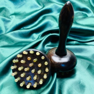 头部经络刷母亲节礼物紫光檀木羊角圆齿28钉指环梳脱发肚子肩颈