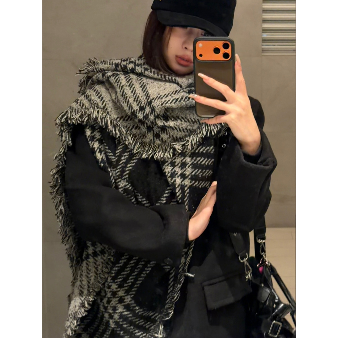 气质百搭格子流苏大披肩潮韩国新款时尚高级感保暖加厚围巾女冬季