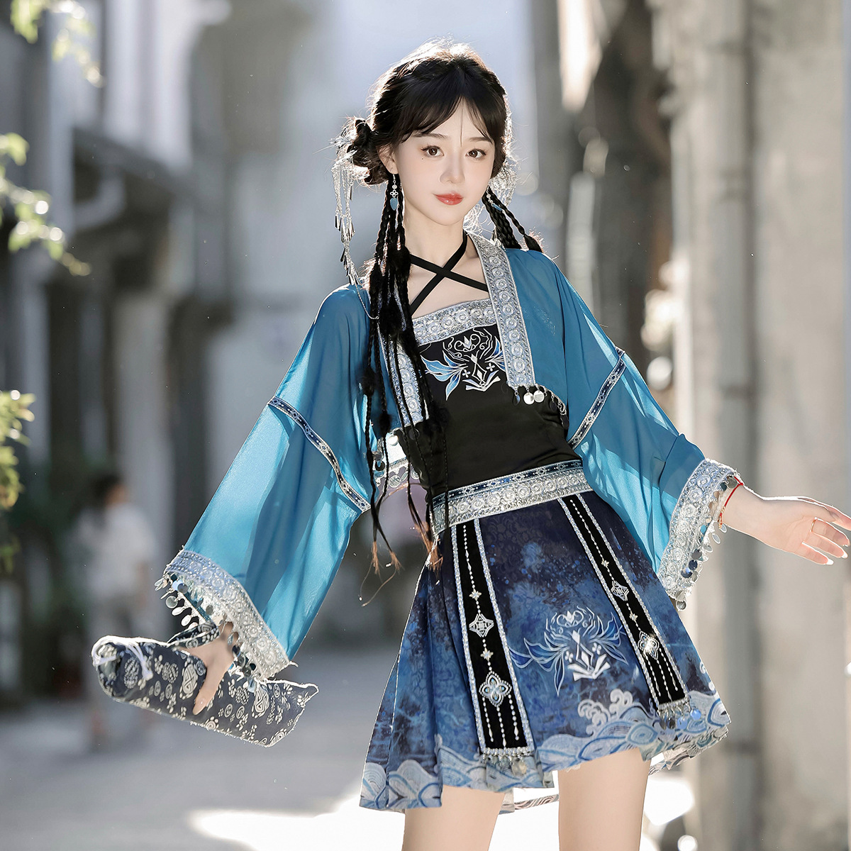 倚梦阁原创设计银铃汉服女中国风改良汉元素上衣吊带半裙套装