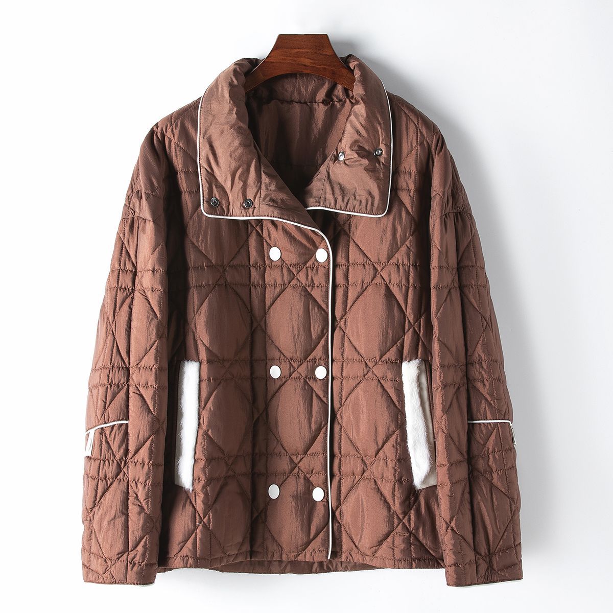 直播供货2025新款感女式轻薄鸭绒羽绒服春季菱格立领保暖外套