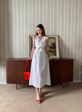 诠释美 NEWOPEN 2025早春法式性感宽松无袖背心连衣裙女C3253