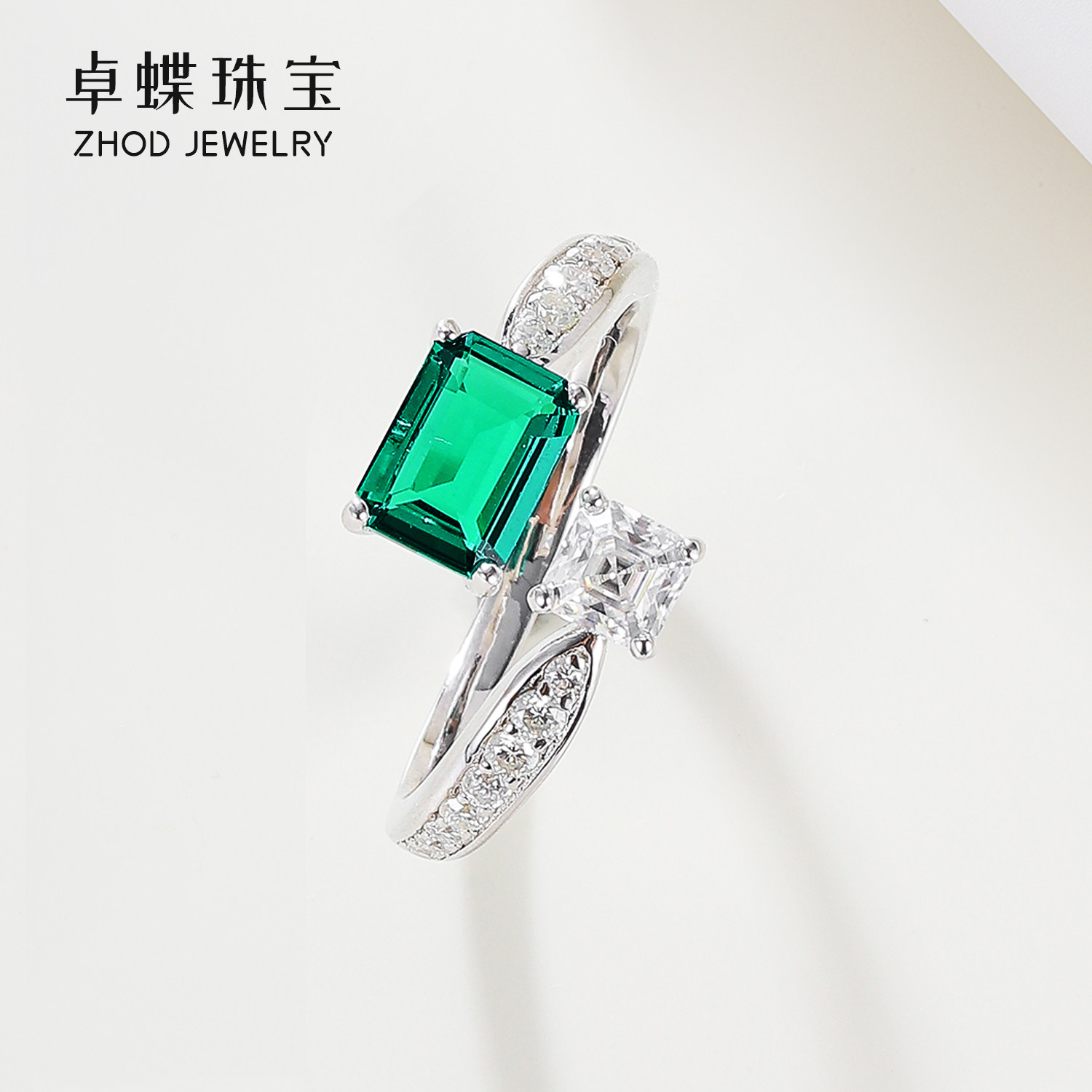 卓蝶珠宝纯银培育祖母绿宝石戒指女莫桑钻开口钻戒时尚复古沃顿绿