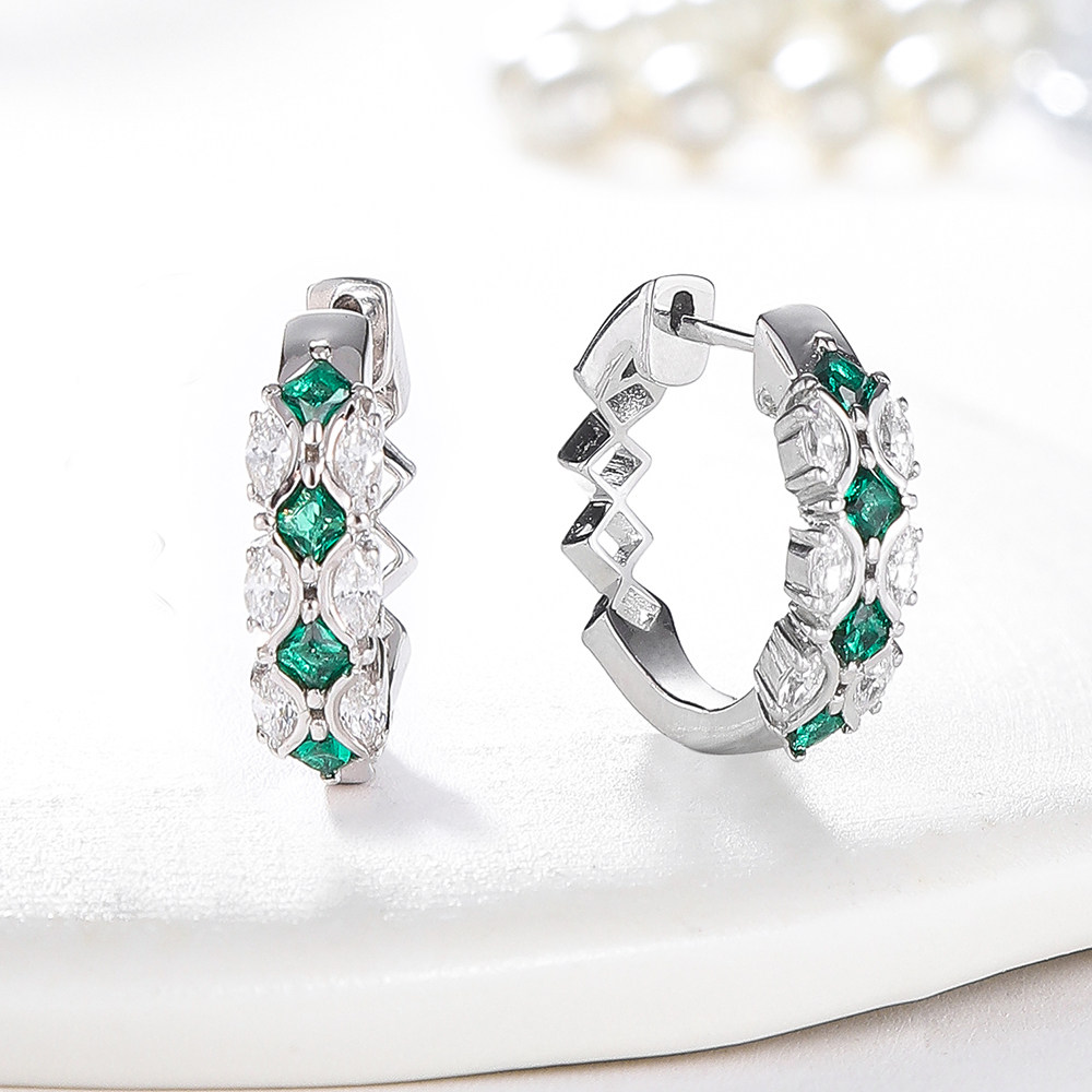 卓蝶珠宝925纯银耳扣设计感绿钻