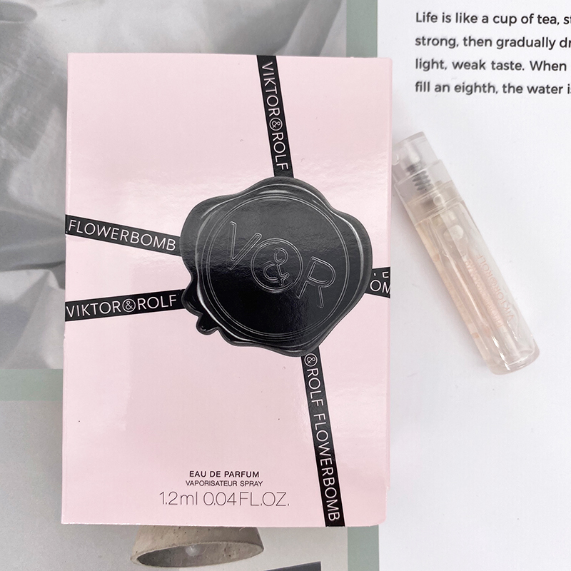 Viktor Rolf维克多与罗夫Flowerbomb鲜花炸弹女士浓香水小样1.2ML