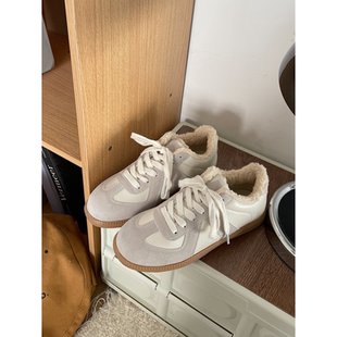 加绒小白鞋女冬季外穿棉鞋2025新款复古德训鞋女系带百搭板鞋女潮