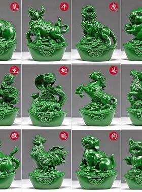 绿色实木质雕十二生肖摆件鸡摆件