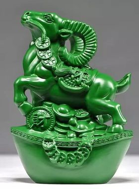 绿色木质雕山羊摆件十二生肖福财羊雕刻家居客厅装饰红木工艺礼品